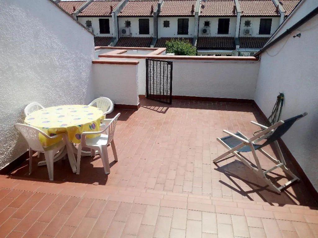 Bilocale Cenam Apartman Lido delle Nazioni 0*,